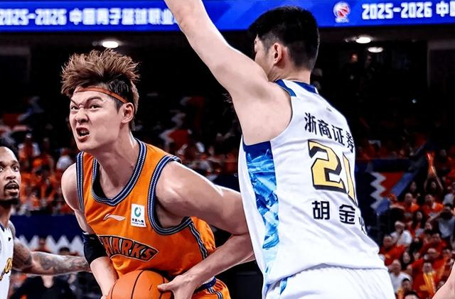 开云体育官方网站-广厦输球揪出最大问题球员！他上场30分钟，5中1拿3分，进攻真差|上海|浙江广厦|胡金秋|朱俊龙|上海男篮_新浪体育_新浪新闻